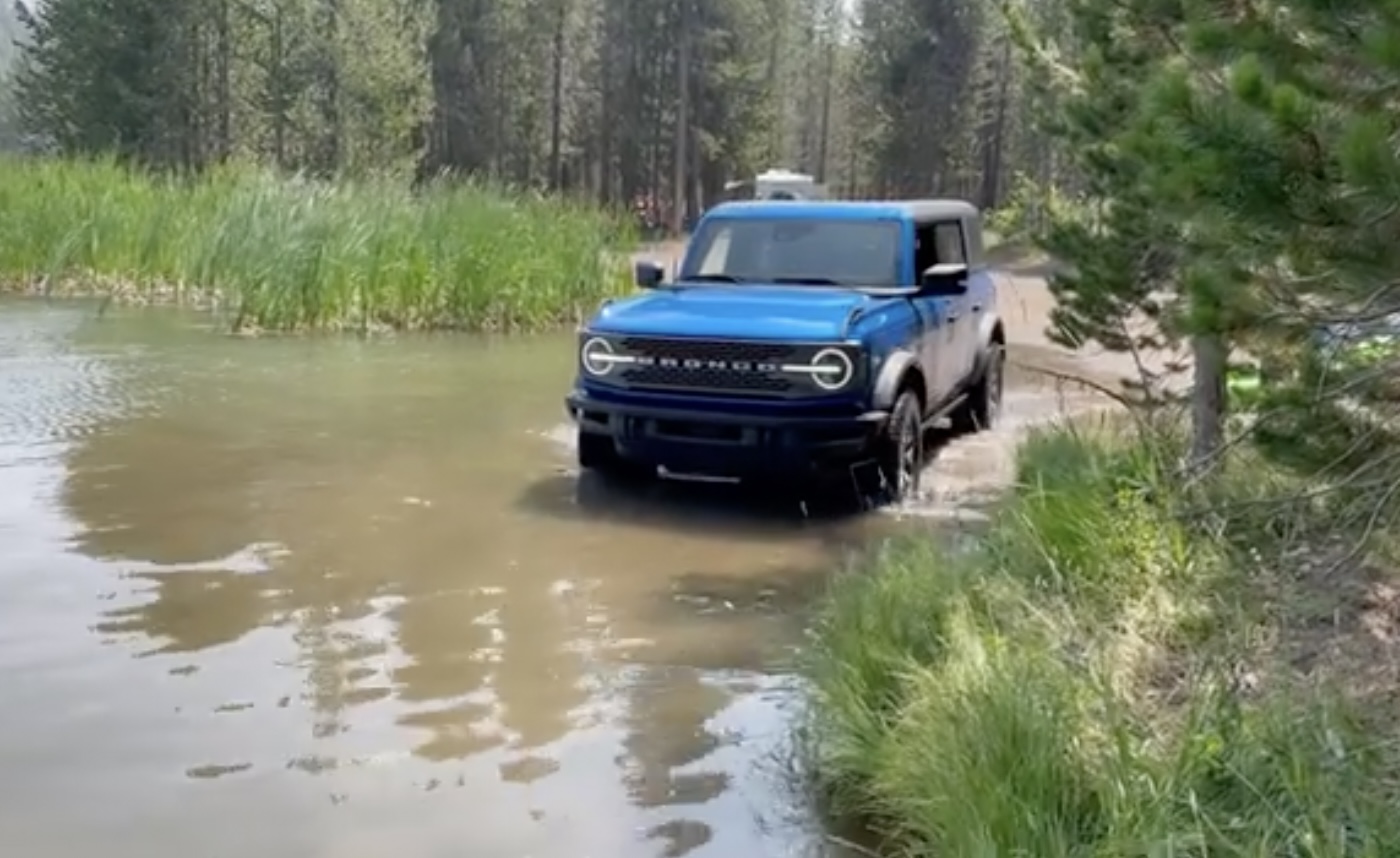 Fording Deep Our Bronco in Deep Water Showing Doors Sealed Bronco6G