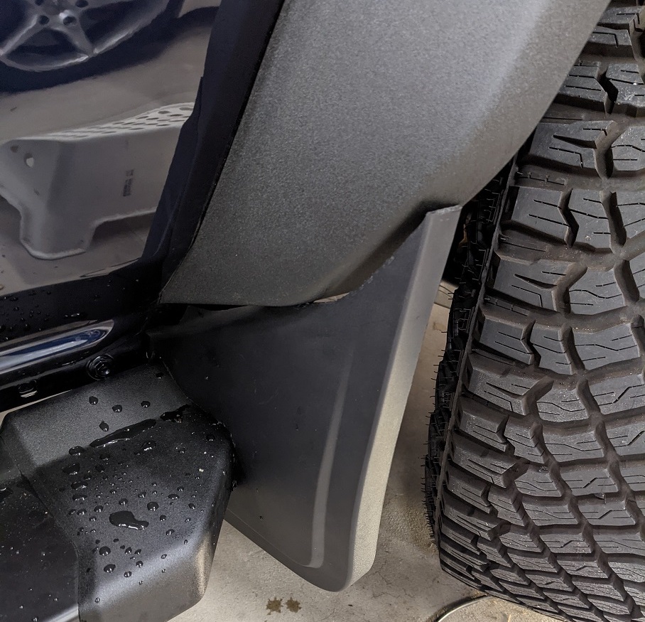 DIY dremel solution - how to mount Ford Front Mudflaps on Sasquatch with  Step Bars | Bronco6G - 2021+ Ford Bronco & Bronco Raptor Forum, News, Blog  & Owners Community