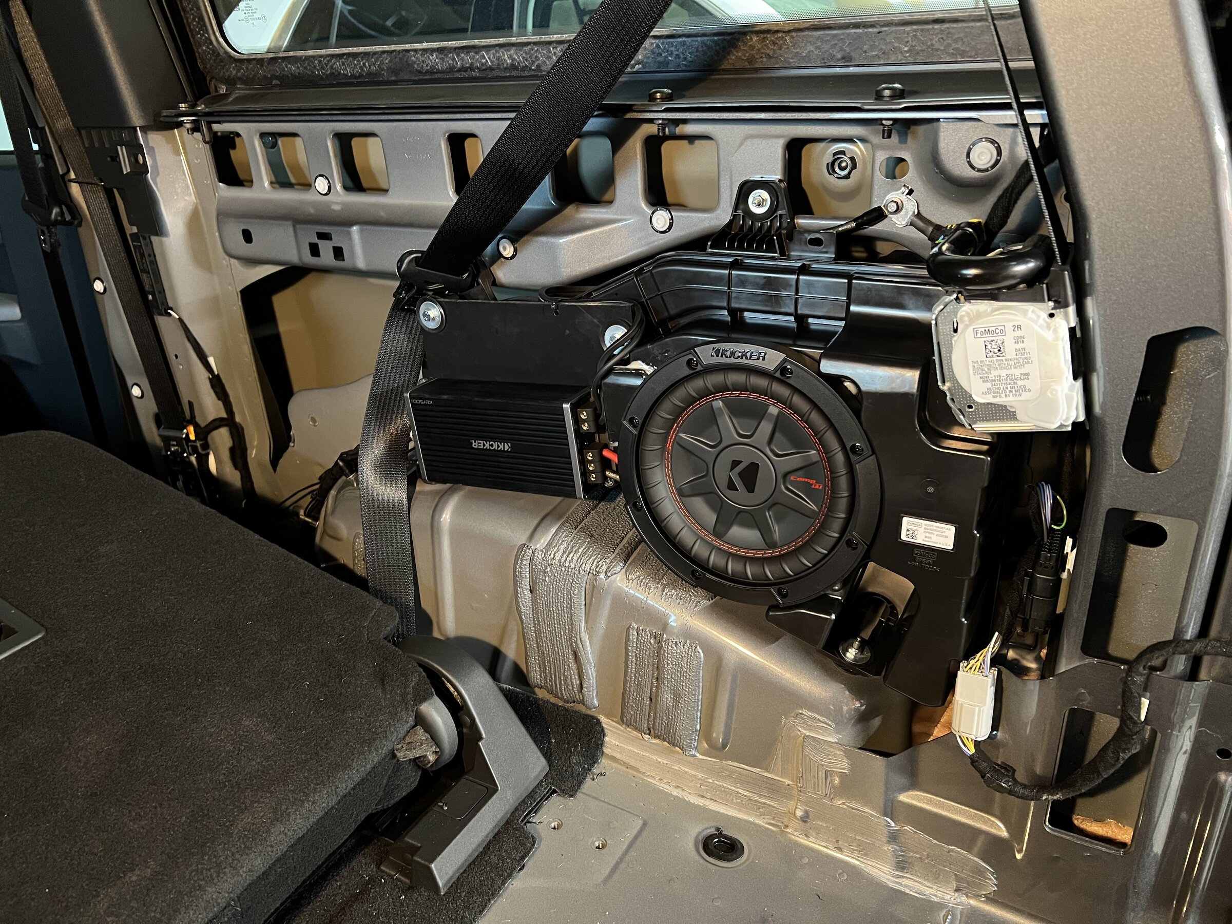 B&O sub installed on Base Bronco ….sorta…. Bronco6G 2021+ Ford