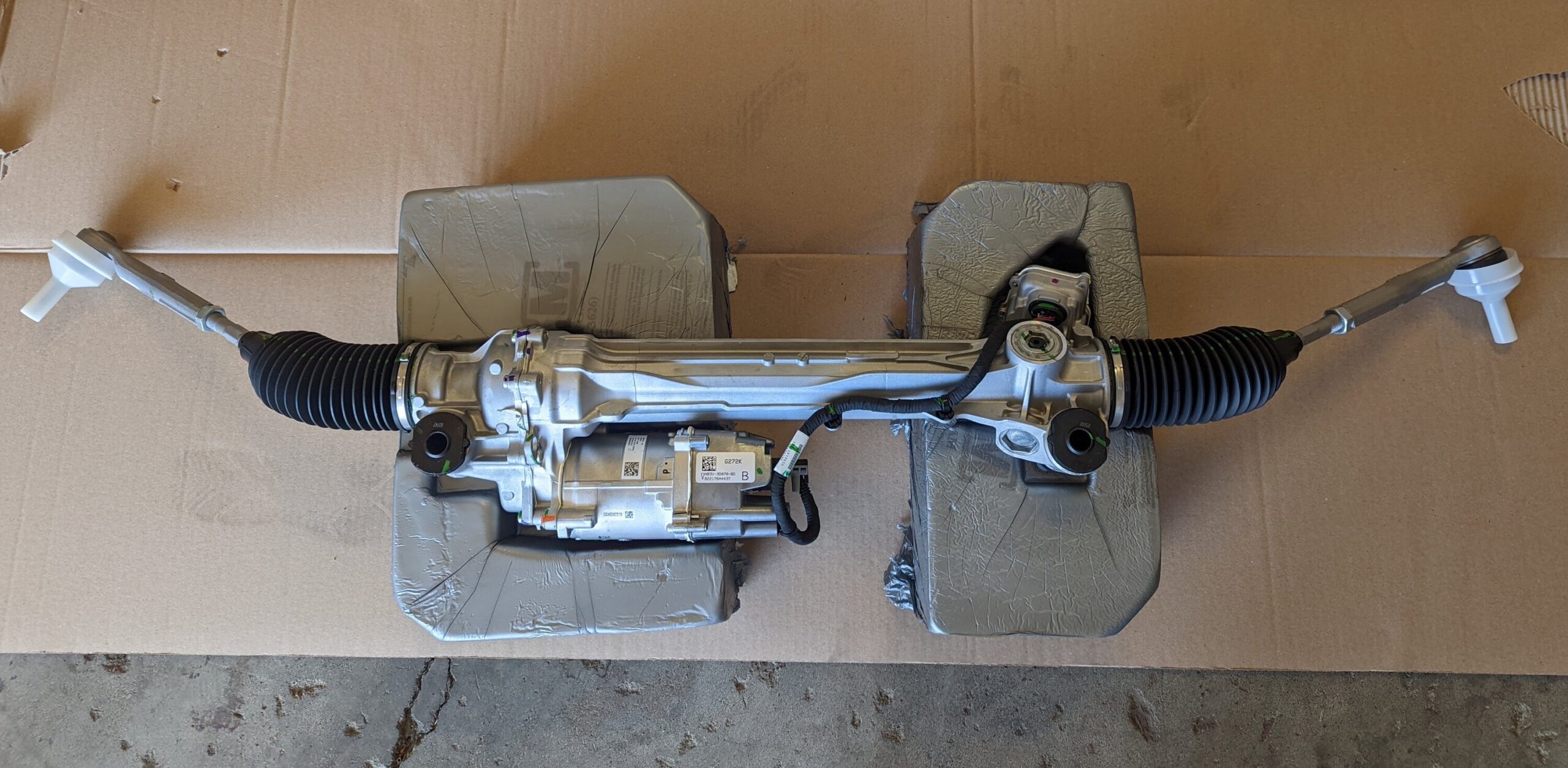 HOSS 3.0 severe duty STEERING RACK and TIE RODS parts has arrived [part