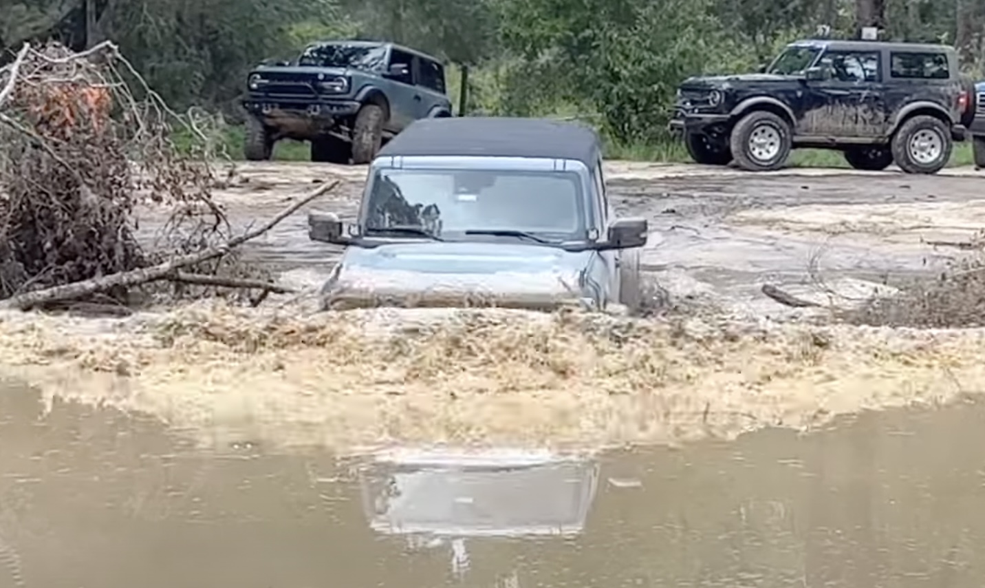 Bronco vs Deep Water 3 Broncos Down (Exceeding Maximum Water